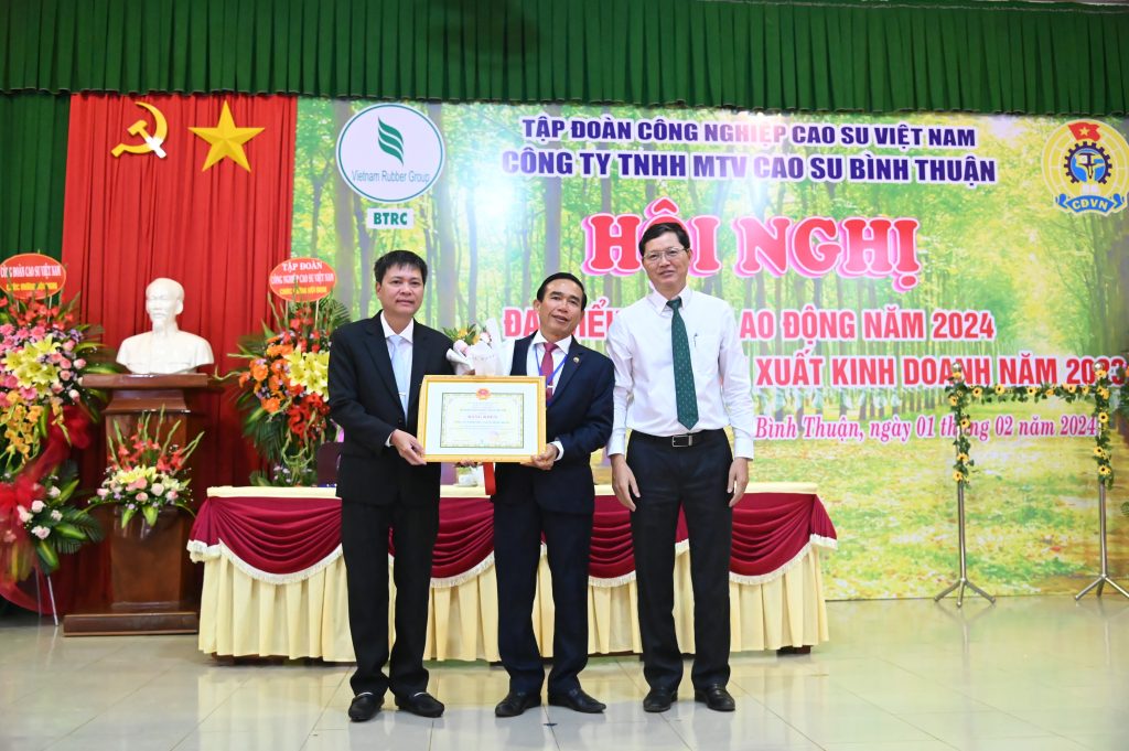 Cao su Bình Thuận lập thành tích chào mừng kỉ niệm 40 năm thành lập